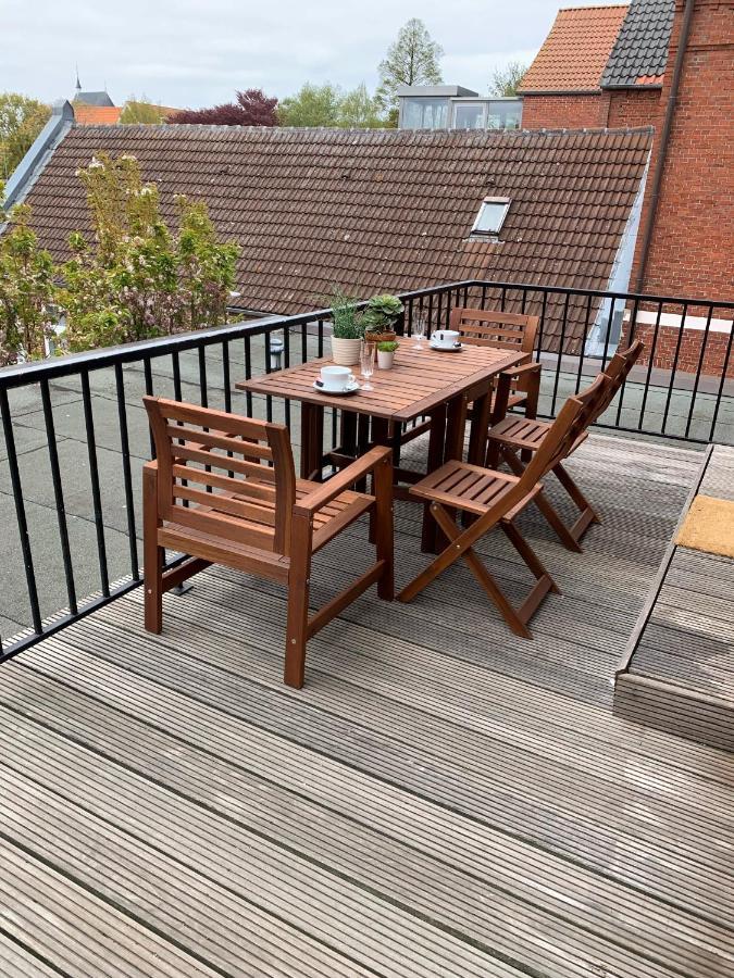 Charmante Ferienwohnung Mit Terrasse Im Herzen Von 诺登 外观 照片